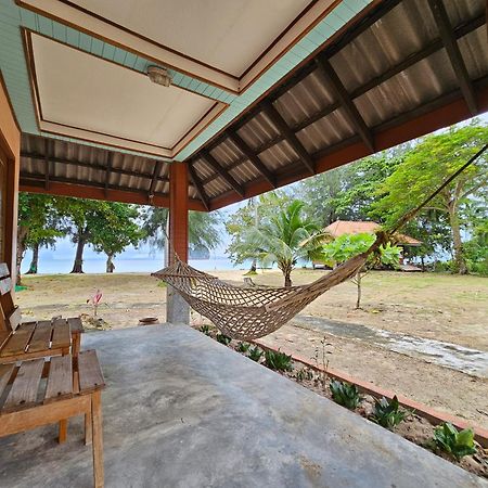 Koh Ngai Kaimuk Thong Resort Kültér fotó