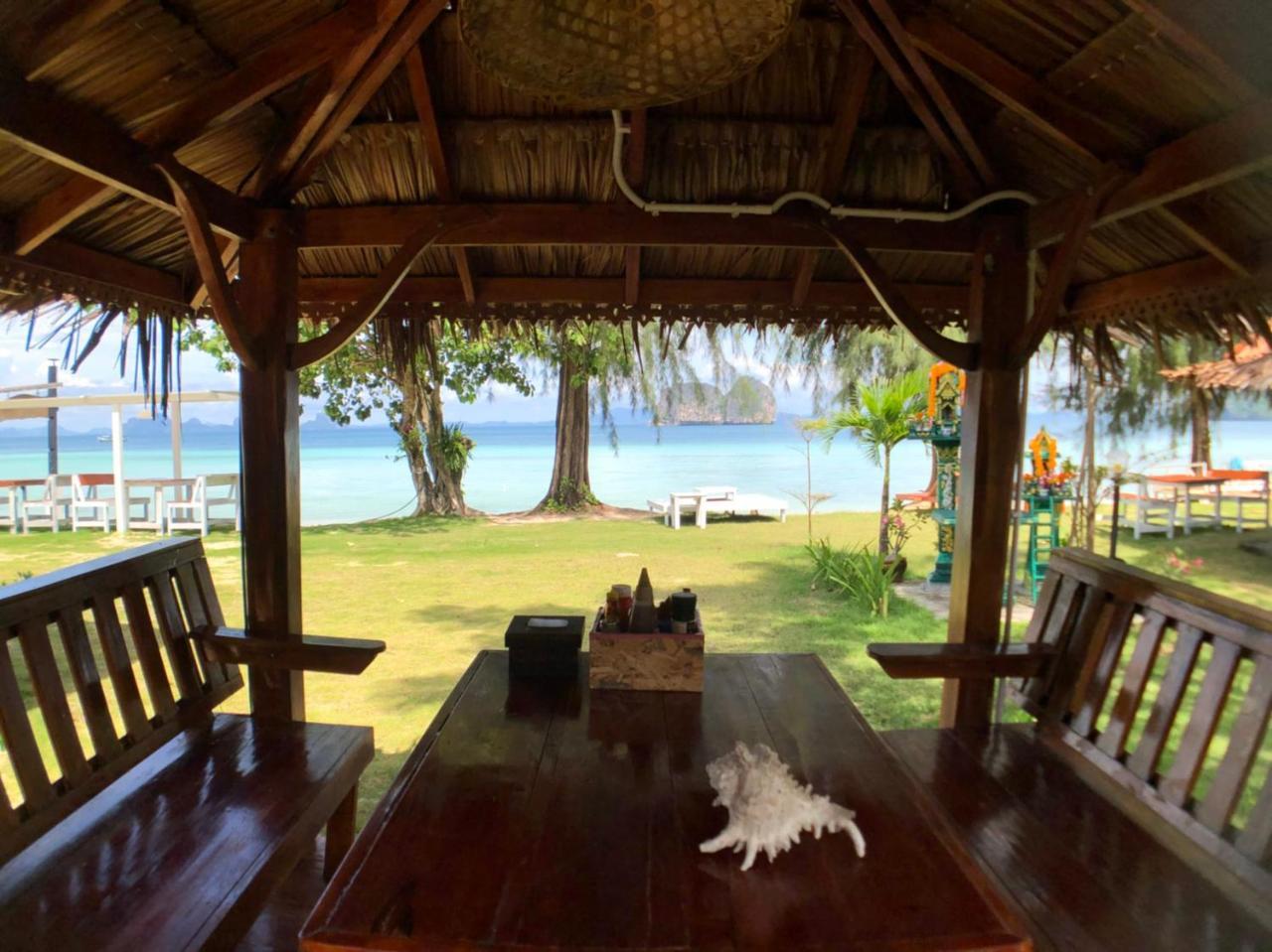 Koh Ngai Kaimuk Thong Resort Kültér fotó