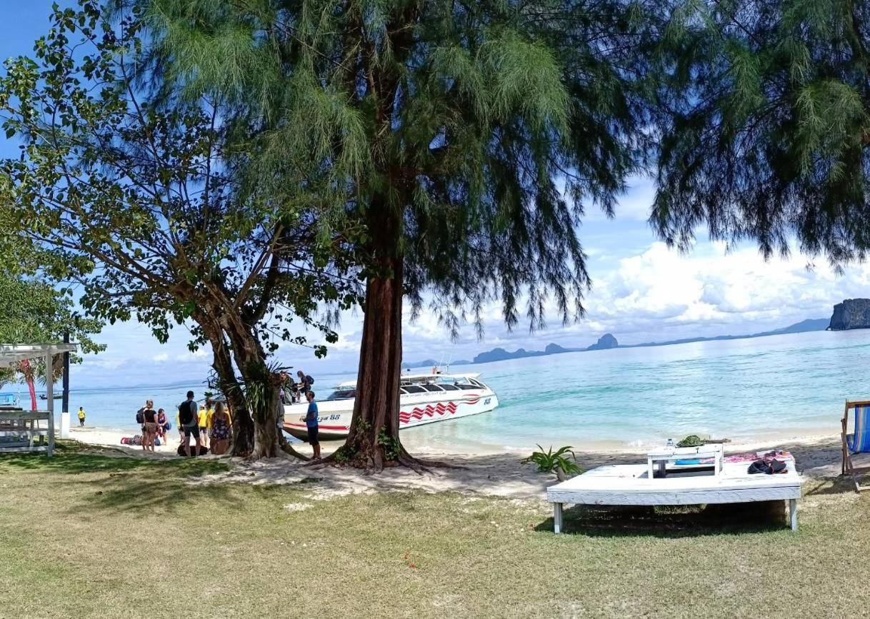Koh Ngai Kaimuk Thong Resort Kültér fotó