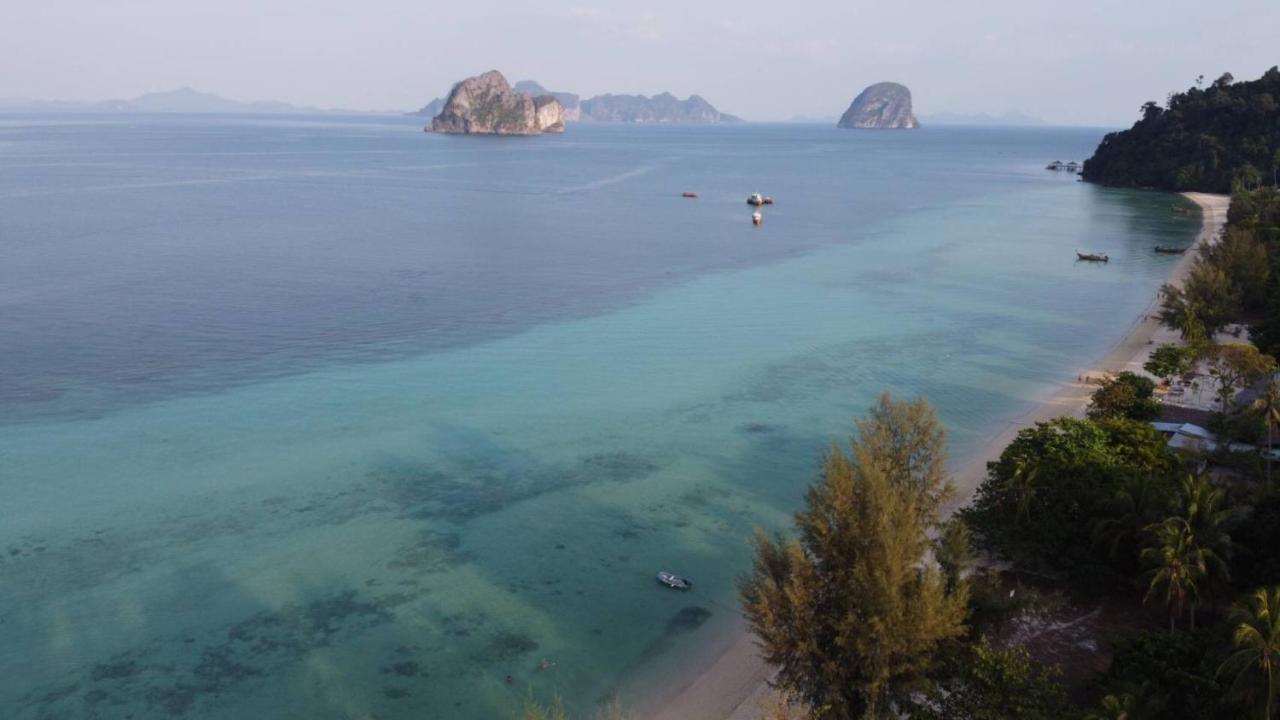 Koh Ngai Kaimuk Thong Resort Kültér fotó